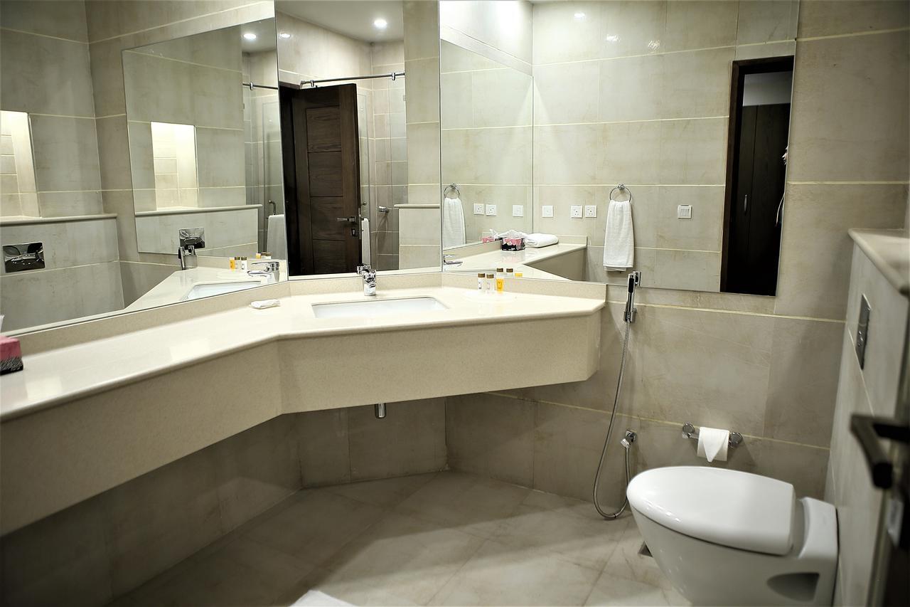 Hotel Defence Raya Golf & Country Club Lahaur Zewnętrze zdjęcie