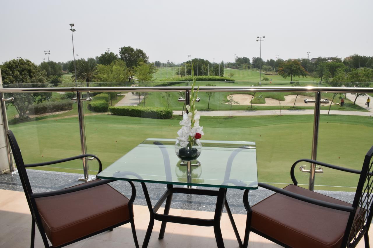 Hotel Defence Raya Golf & Country Club Lahaur Zewnętrze zdjęcie